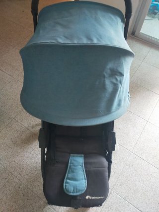 Cochecito de bebé negro