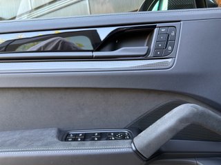 Porsche Cayenne Coupé Turbo E-Hybrid con Paquete GT
