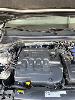 Volkswagen Arteon R-Line 150cv DSG