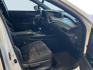 Lexus UX 250H PREMIUM 2WD