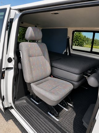 Volkswagen Transporter T5 Camper 1.9 TDI 84 CV | M