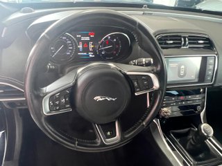 Jaguar XE 2017