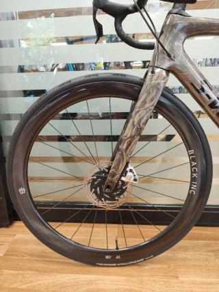 S-Works Roubaix SL8