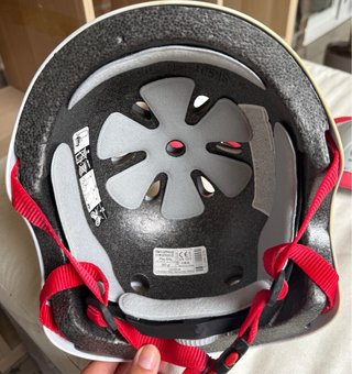 Casco, rodilleras y coderas Oxelo