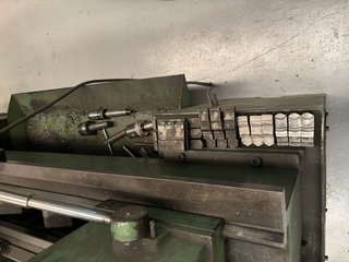 Torno Pinacho L-1/200