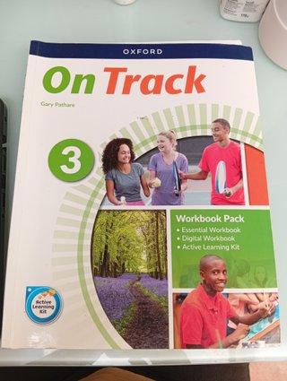 2 x On Track 3 Student Book Oxford (Spain)
