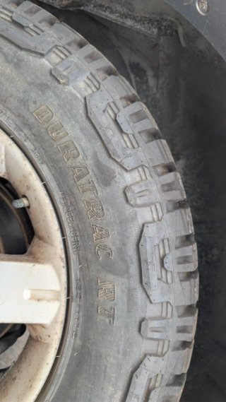 Mitsubishi Montero 2005