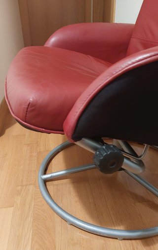 Sillón giratorio piel sintética rojo