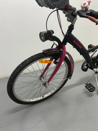 Bicicleta niña/mujer con cesta