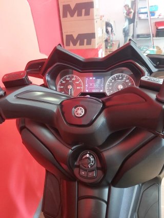 Yamaha XMAX 125 Maxi Scooter