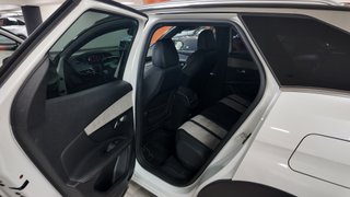 Peugeot 3008 Hybrid 225 eEAT8 GT