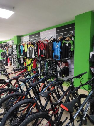 Liquidación por cierre de tienda de bicicletas