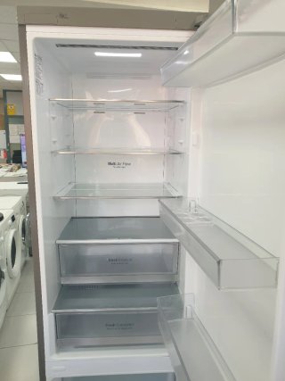 Nevera nofrost LG 2m x 60cm