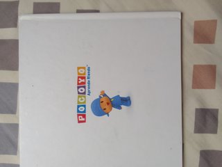 Pocoko. Aprende inglés. Libro infantil.