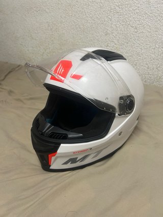 Casco de moto blanco MT