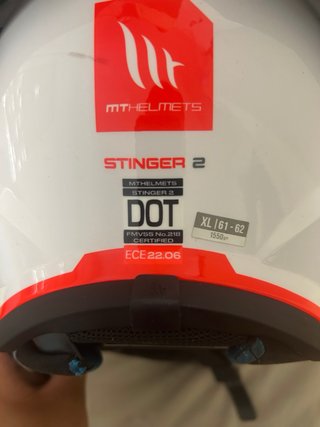 Casco de moto blanco MT