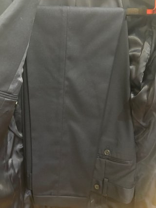 Traje de chaqueta azul marino Alvaro Moreno.