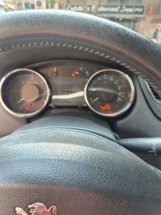 Peugeot 5008 2010