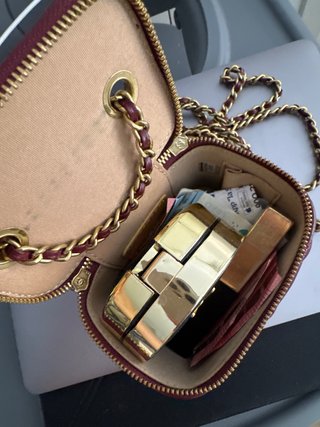 Bolso Vanity Chanel Cuero Rojo Dorado