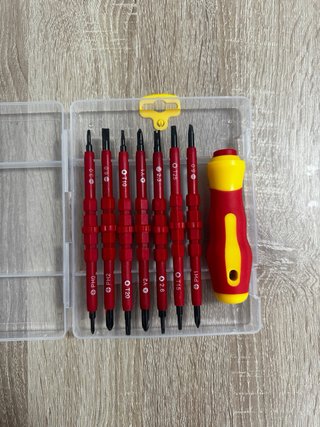 Juego Destornilladores VDE 1000V 8 pcs/ 14 puntas
