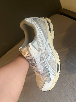 Asics Gel NYC 2055 grises