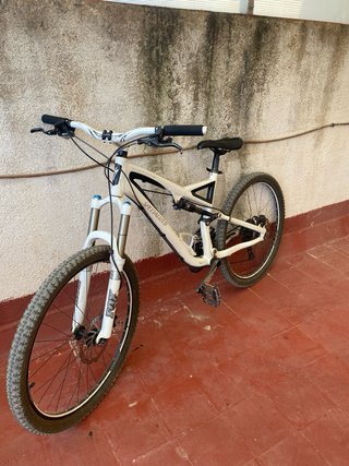 Bicicleta Specialized Stumpjumper M5 Enduro