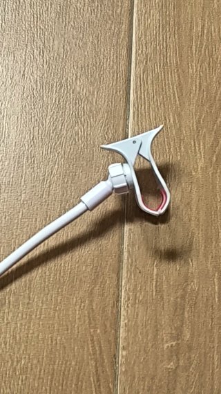 Soporte móvil flexible con pinza blanco