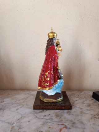 Virgen de la Fuensanta con peana