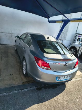 Opel Insignia 2011