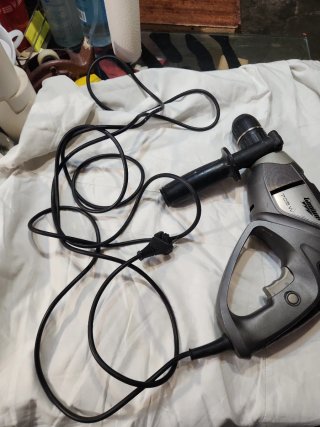 Taladro Genium 705W