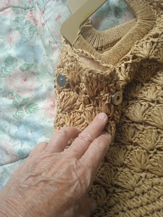 Bolso de mano artesanal de rafia