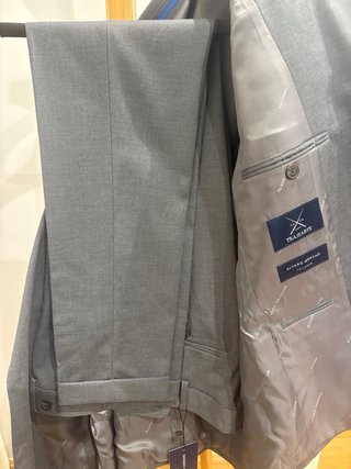 Traje chaqueta Alvaro Moreno gris