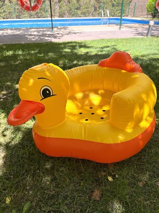 Asiento inflable de pato para bebés