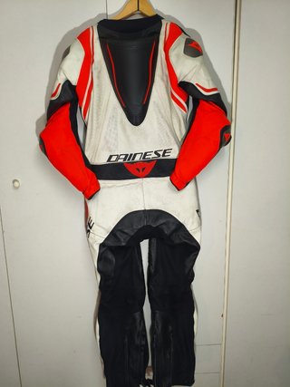 Mono Dainese Laguna Seca EVO Pro TALLA 50