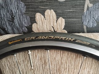 Rueda trasera bici piñones Shimano Dura-Ace