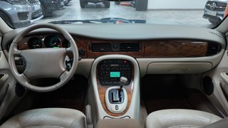 Jaguar Serie XJ SOVEREIGN 4.0