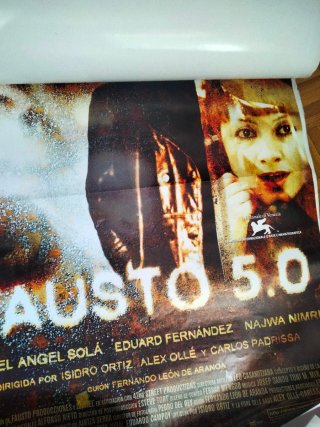 Seis pósters de películas.