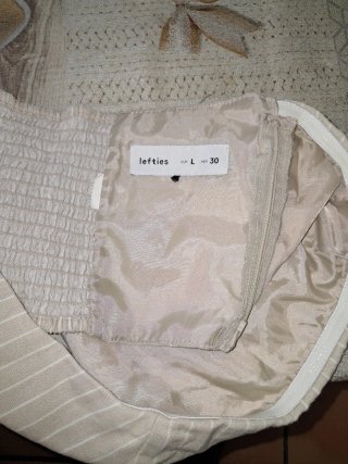 Top sin mangas beige