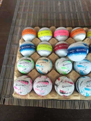 25 Bolas de Golf TaylorMade Speedsoft y Tour Respo