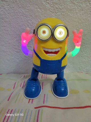 Minion Juguete Bailarín con Luces