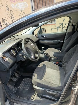 Peugeot 5008 2010