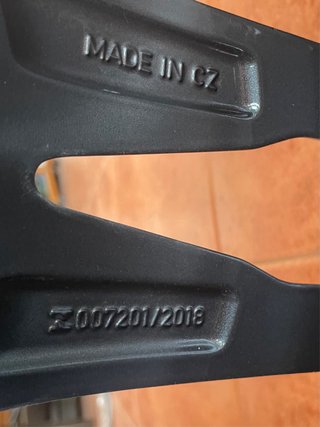 Juego 4 Llantas BMW M 20" Style 810M Originales