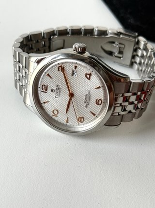 Tudor Classic 1926 Oro y Plata