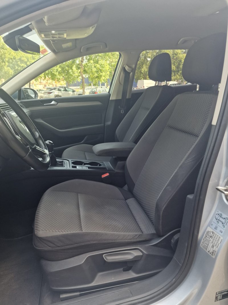 Volkswagen Passat 1.6 TDI BMT Advance 2017, foto 16