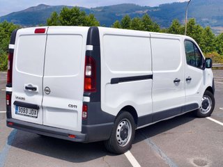 Opel Vivaro Largo Taller Móvil sin adblue