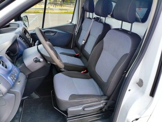 Opel Vivaro Largo Taller Móvil sin adblue