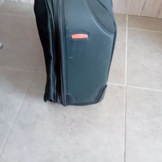 Maleta Mandarina Duck Negra Ruedas