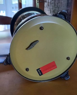 Porta sigarette vintage anni '60 con carillon