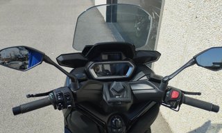 YAMAHA X MAX 300 TECH MAX MODELO 2023