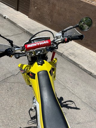 Suzuki DRZ 400 S Enduro Moto